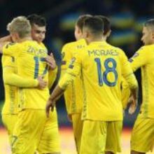 Нападающий сборной Украины избежал перелома в матче за клуб