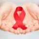 Всемирный день борьбы со СПИДом: как передается ВИЧ и как избежать заражения