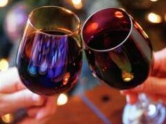 Учёные: люди выпивают больше алкоголя из-за холодного климата