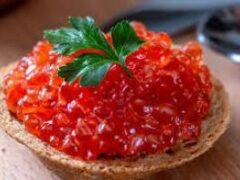 Как не попасть на подделку: три правила выбора красной икры