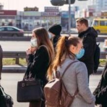 За минувшие сутки коронавирус в Украине обнаружили у 12 112 человек