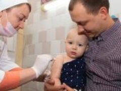 ВОЗ выступила за вакцинацию детей от коронавируса