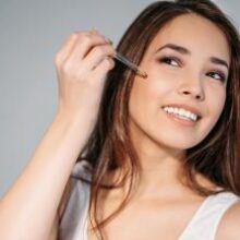 Какое масло лучше использовать в уходе за кожей и волосами – совет косметолога
