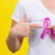 Названы тревожные признаки рака молочной железы