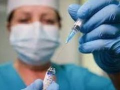 Кого в Украине будут отстранять от работы за отсутствие прививки против COVID-19