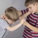 Почему мальчики дерутся: ответ детского психолога