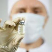 В Украине испытывают новые препараты AstraZeneca, Pfizer и Janssen