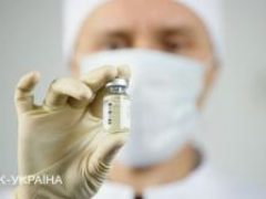 В Украине испытывают новые препараты AstraZeneca, Pfizer и Janssen