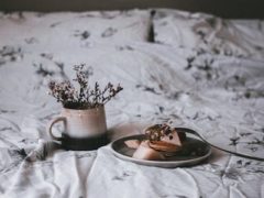 Как гладить простыни на резинке